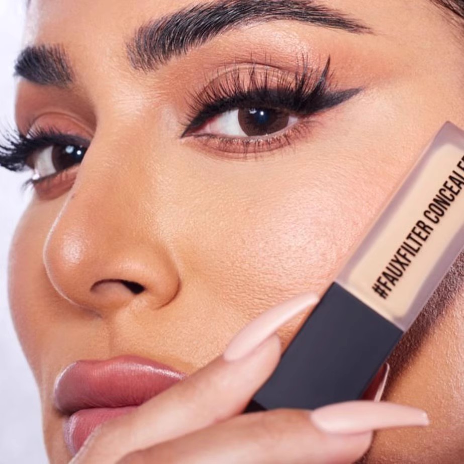 Huda Beauty Faux Filter Lumino - Beauty Huda Makeup ulasan dan harga